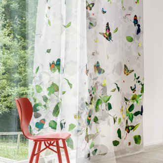 Завеси с пеперуди в интериора