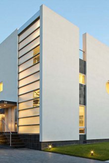 Високотехнологичен блок къща