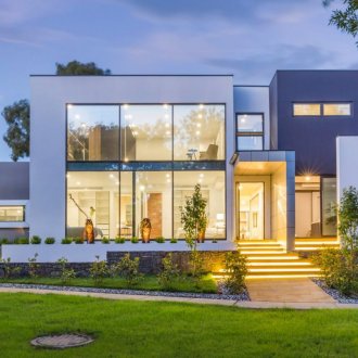 Високотехнологична дизайнерска къща