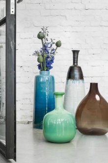 Остъклена подова ваза