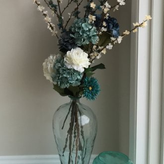 Прозрачна подова ваза