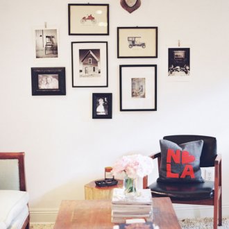 Снимки на стената в интериора