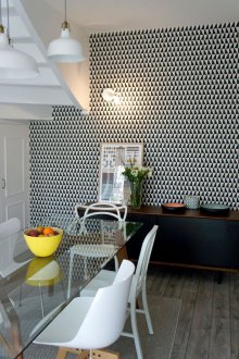 Черно-бял тапет за хола