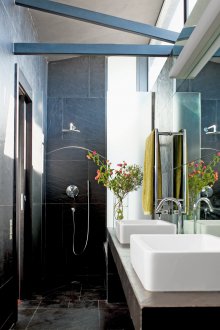 Плочка камък в банята 7 квадратни метра. m