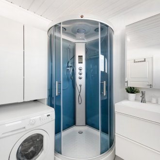 Баня с ъглов душ 7 кв.м m