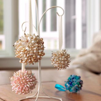 Занаяти за новата година от мъниста