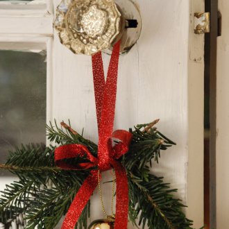 Декорация на интериорната врата за новата година