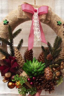 Коледен венец от Burlap