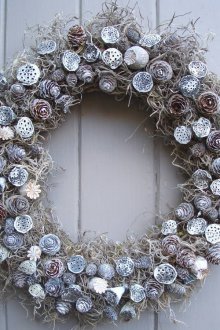 Коледен венец в селски стил