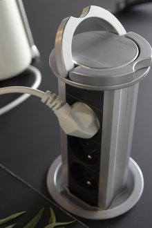 Блок за захранване