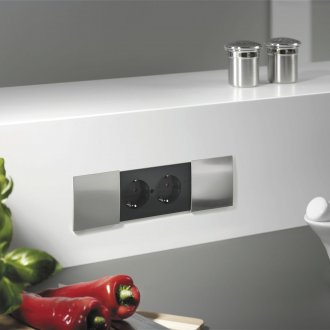 Вграден електрически контакт