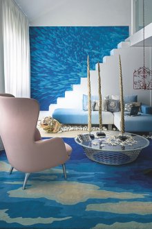 Син фото тапет в хола