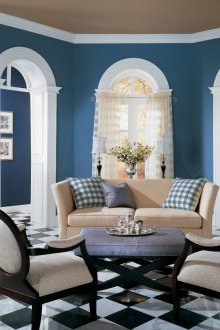 Колониална синя всекидневна