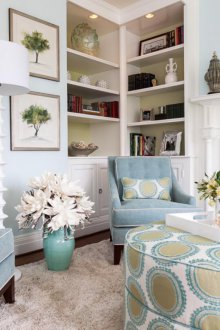 Светлосин хол