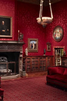 Копринен бордо тапет