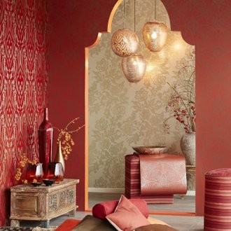 Бургундски интериор в ориенталски стил