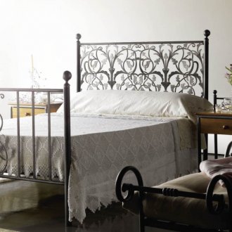 Легло с козина с шарка