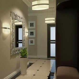 Правоъгълно огледало в бяла резбована рамка в коридора