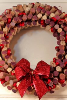 Коледен венец от винен корк