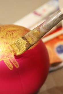 Рисуване с топка във винтидж стил