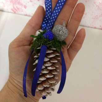 Конус за коледно дърво