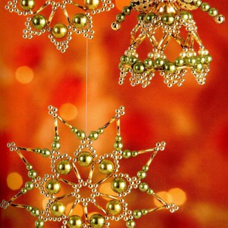 Коледни украси от златни мъниста