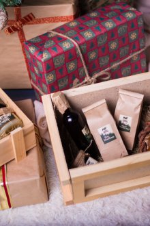 Новогодишен подарък в кутия