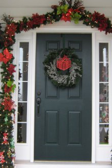 Арка за украса над вратата