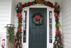 Decoration arch over the door