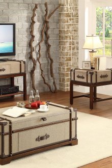 Coffee tables from old suitcases and wooden coasters