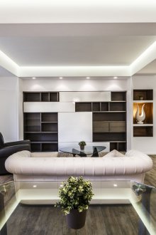 Бяла всекидневна в италиански стил