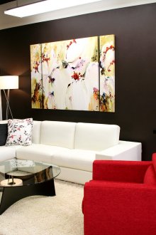 Round glass coffee table