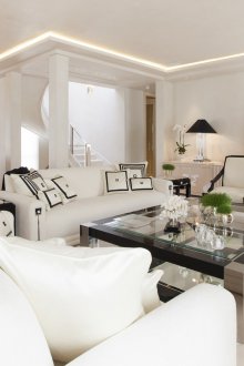 Дуплекс неокласически апартамент