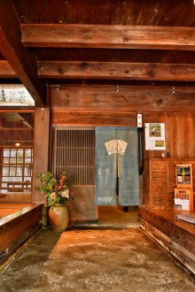 Baum im östlichen Innenraum