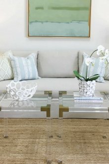 Картина с маслини във всекидневната