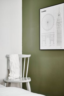 Маслинен цвят в спалнята