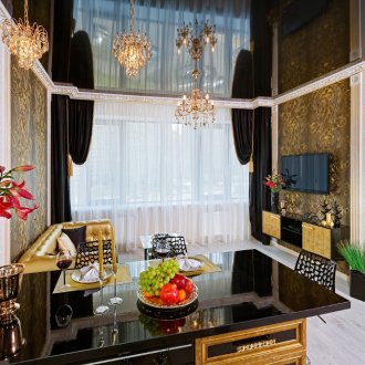 Таван за хол в класически стил