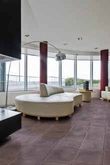 레드 월넛 도어