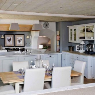 Аксесоари за кухнята на селска къща