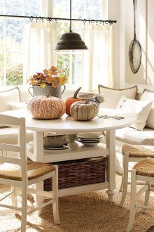 Мебели в кънтри стил