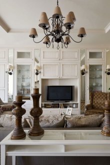 Бежова и кафява прованс хол