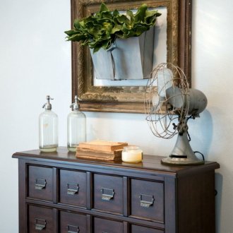 Декоративен панел в рамката