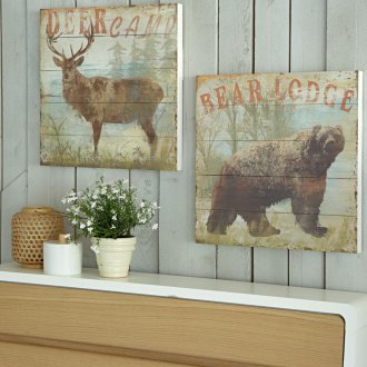 Декоративен панел, изработен от дърво с шарка