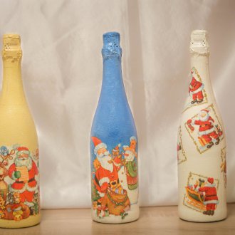 Коледни бутилки за шампанско