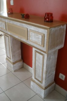 Weihnachtskamin mit Patina