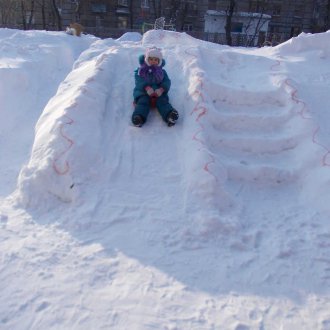 Снежен хълм малък