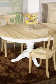 Oval solid wood table