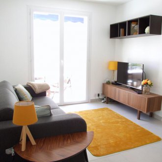 Design of one-room Khrushchev in retro style
