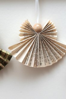 Новогодишни хартиени ангели