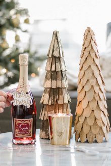 Новогодишен декор на бутилка шампанско
